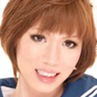 篠田りな
