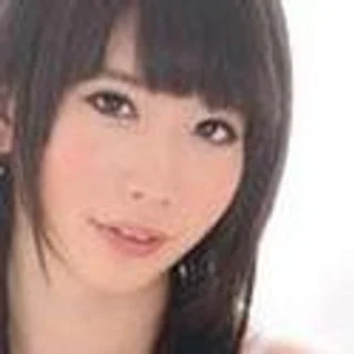 優希まゆ