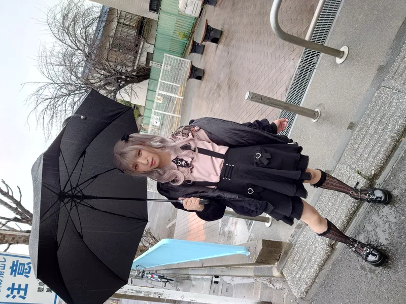 裸同然エロハーネスを仕込んだままデート。行先はSM部屋。恥ずかしい拘束セックス。ナカ出しザーメンはお持ち帰り。 サンプル